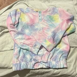 Btween tie dye sweatshirt top elastic waist w/bow Henley 3 button euc fleece